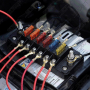 BOITE A FUSIBLES 6 BORNES - 32 V - 75 A